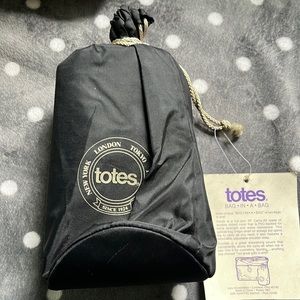 NWT totes bag in a bag